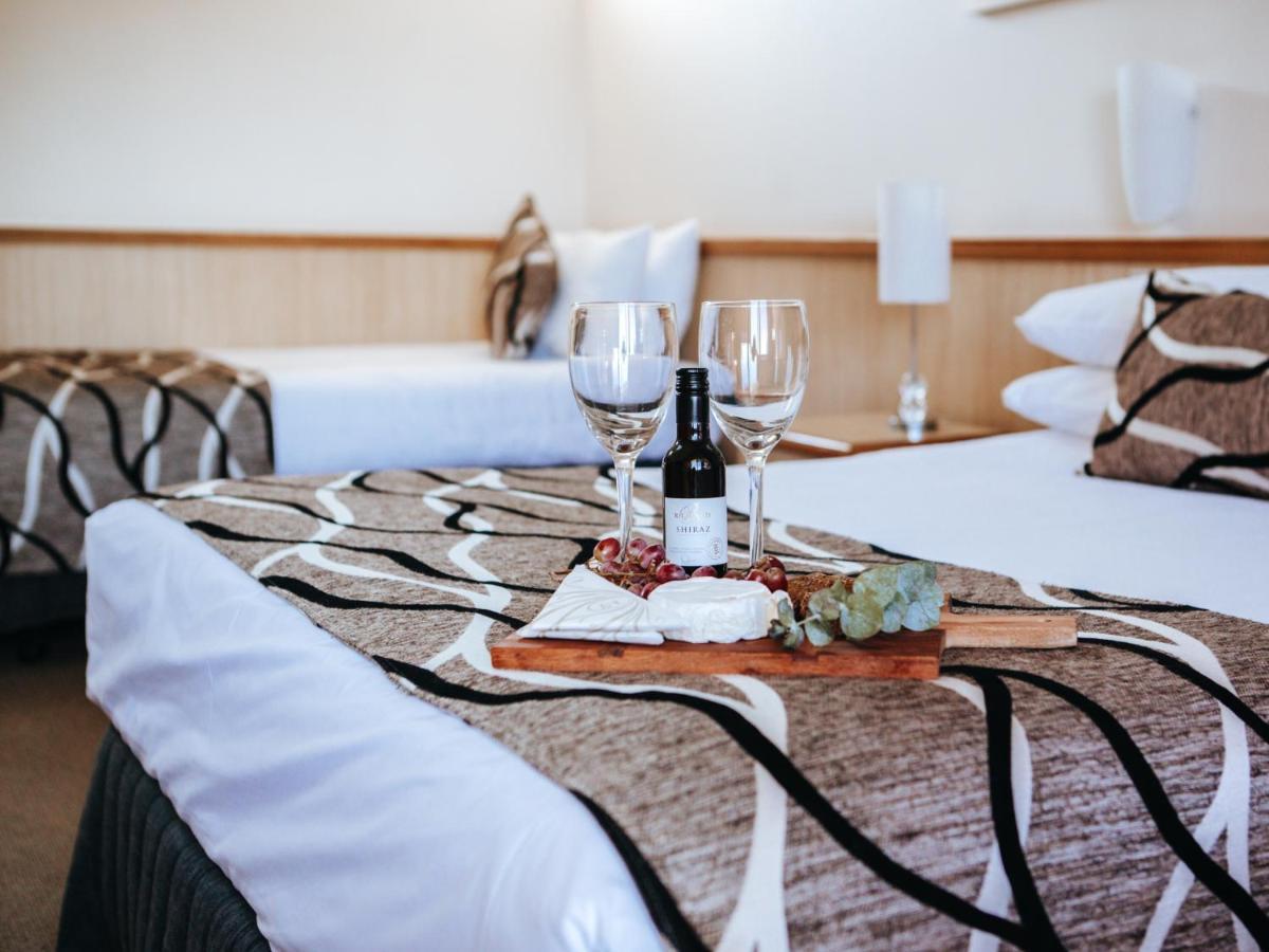Astor Inn Wagga Wagga Kültér fotó