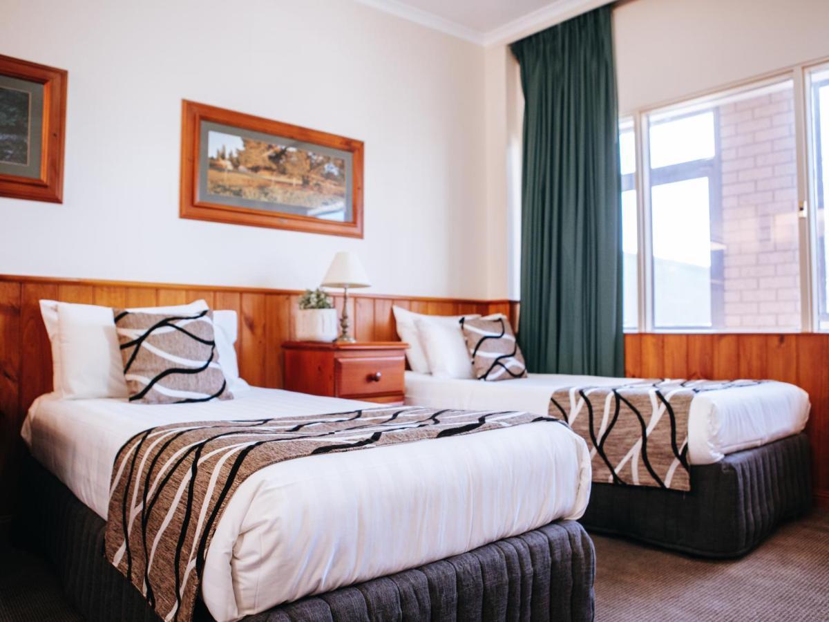 Astor Inn Wagga Wagga Kültér fotó