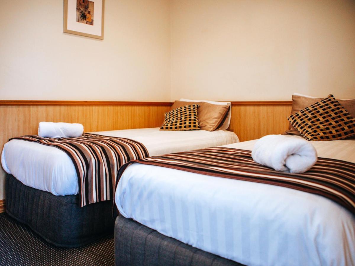 Astor Inn Wagga Wagga Kültér fotó